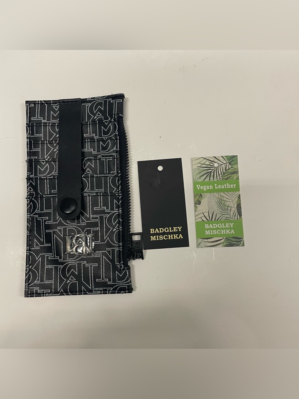 Brand New Badgley Mischka Black Monogram Vegan Leather Men’s Zip Pouch